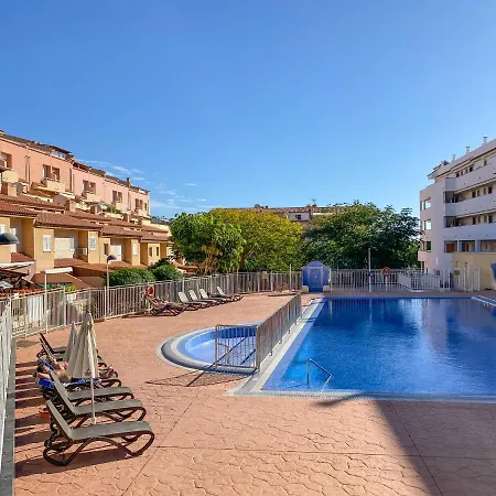 شقة Hot Holiday - 1br - 4 Guests - Free Wi-fi أذيخي